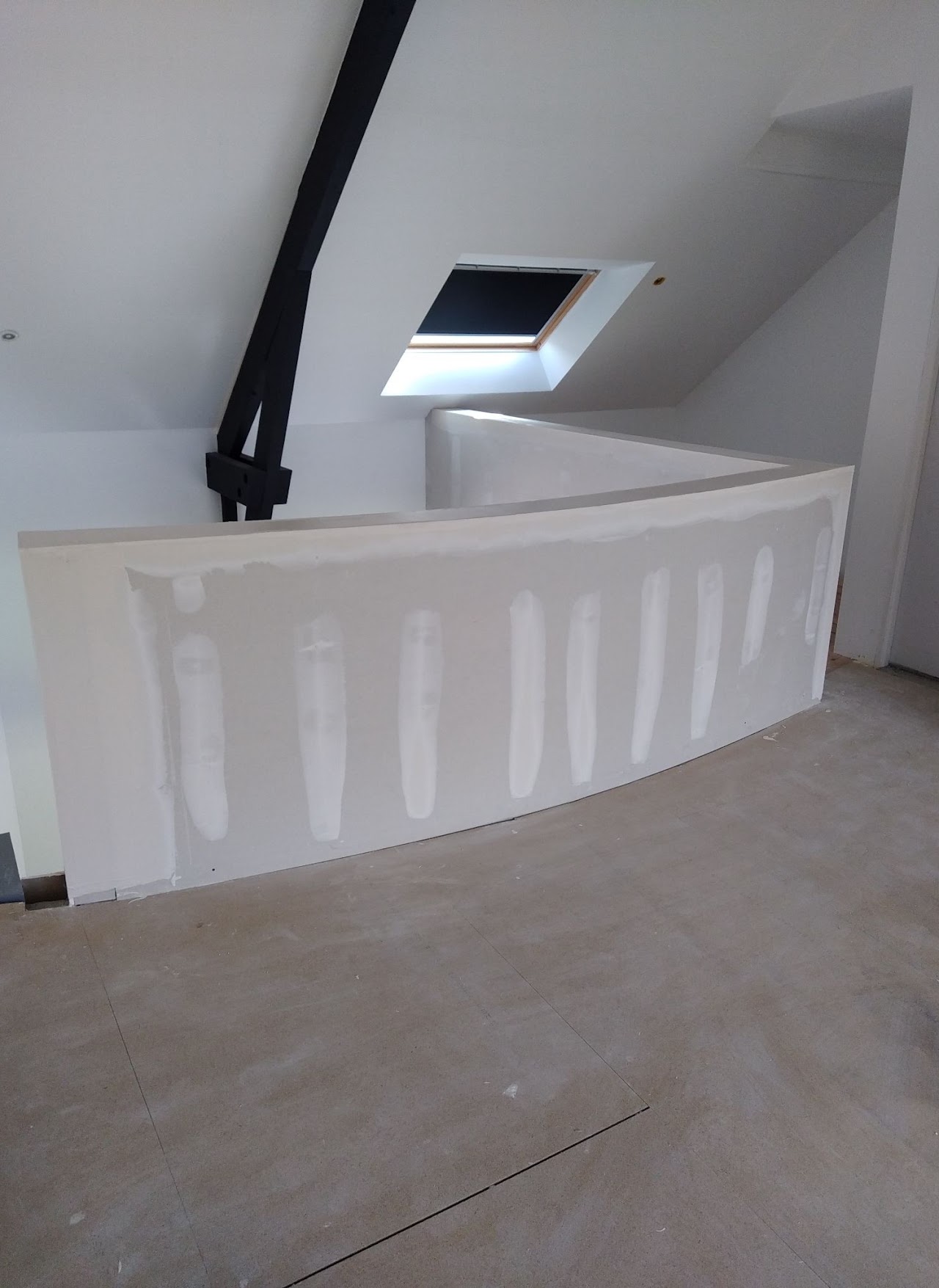 Réalisation 35 — plafonds, cloisons et aménagements en plaque de plâtre, Déco & Design (Pays de Nay, 64)